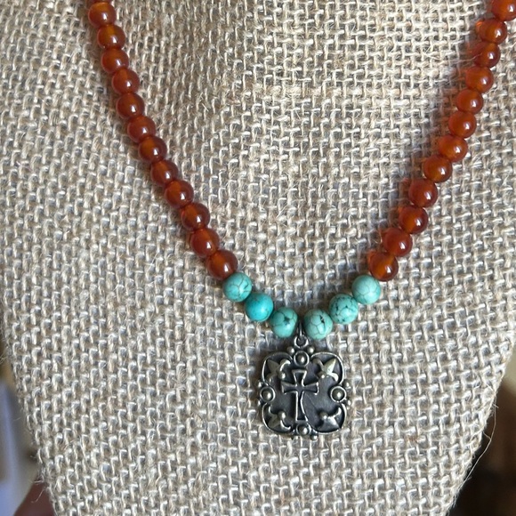 Sterling Silver Cross pendant with Turquoise and Cornelian beads - Picture 4 of 11